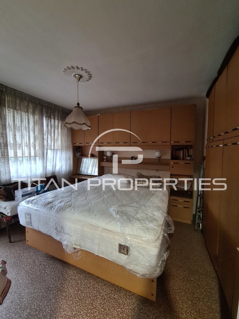 For Sale  3+ bedroom Plovdiv , Tsentar , 143 sq.m | 43790903 - image [4]