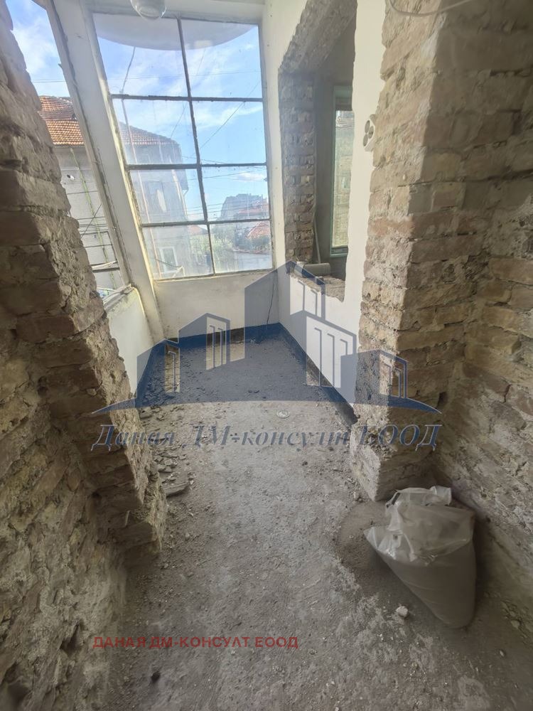 Продава ЕТАЖ ОТ КЪЩА, гр. Шумен, Добруджански, снимка 7 - Етаж от къща - 52450435