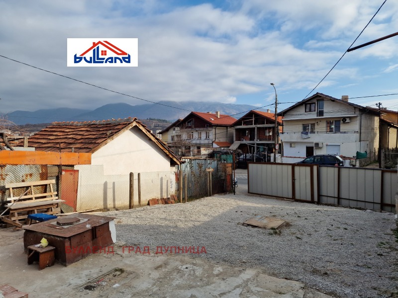 Продава КЪЩА, гр. Дупница, област Кюстендил, снимка 3 - Къщи - 49160848