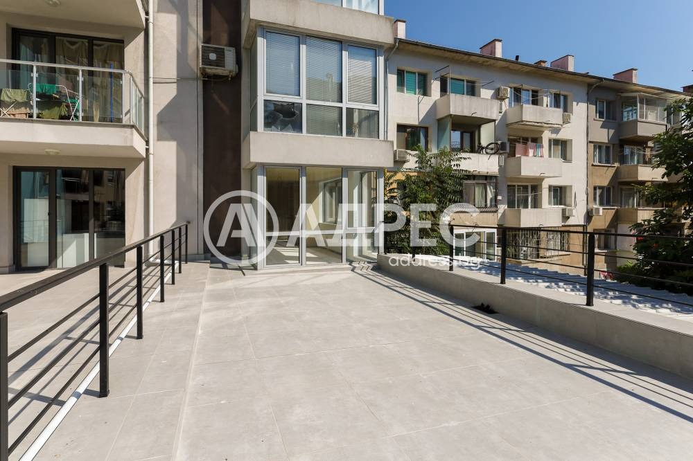 Продава 2-СТАЕН, гр. Бургас, Център, снимка 2 - Апартаменти - 55706574