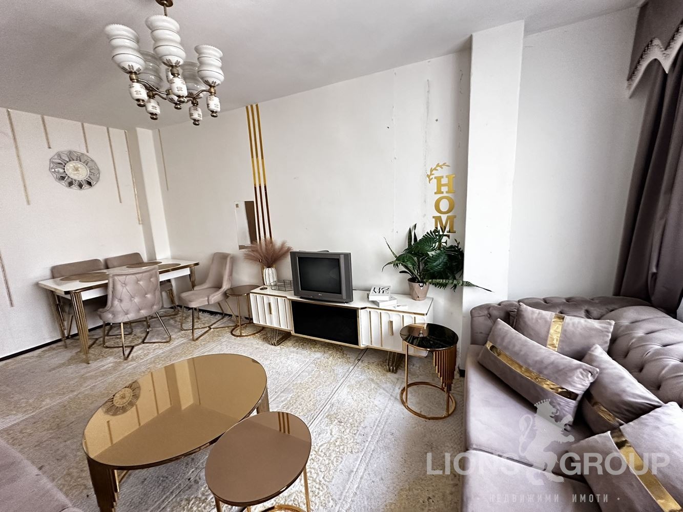 Продава МНОГОСТАЕН, гр. Варна, Център, снимка 2 - Апартаменти - 54329912