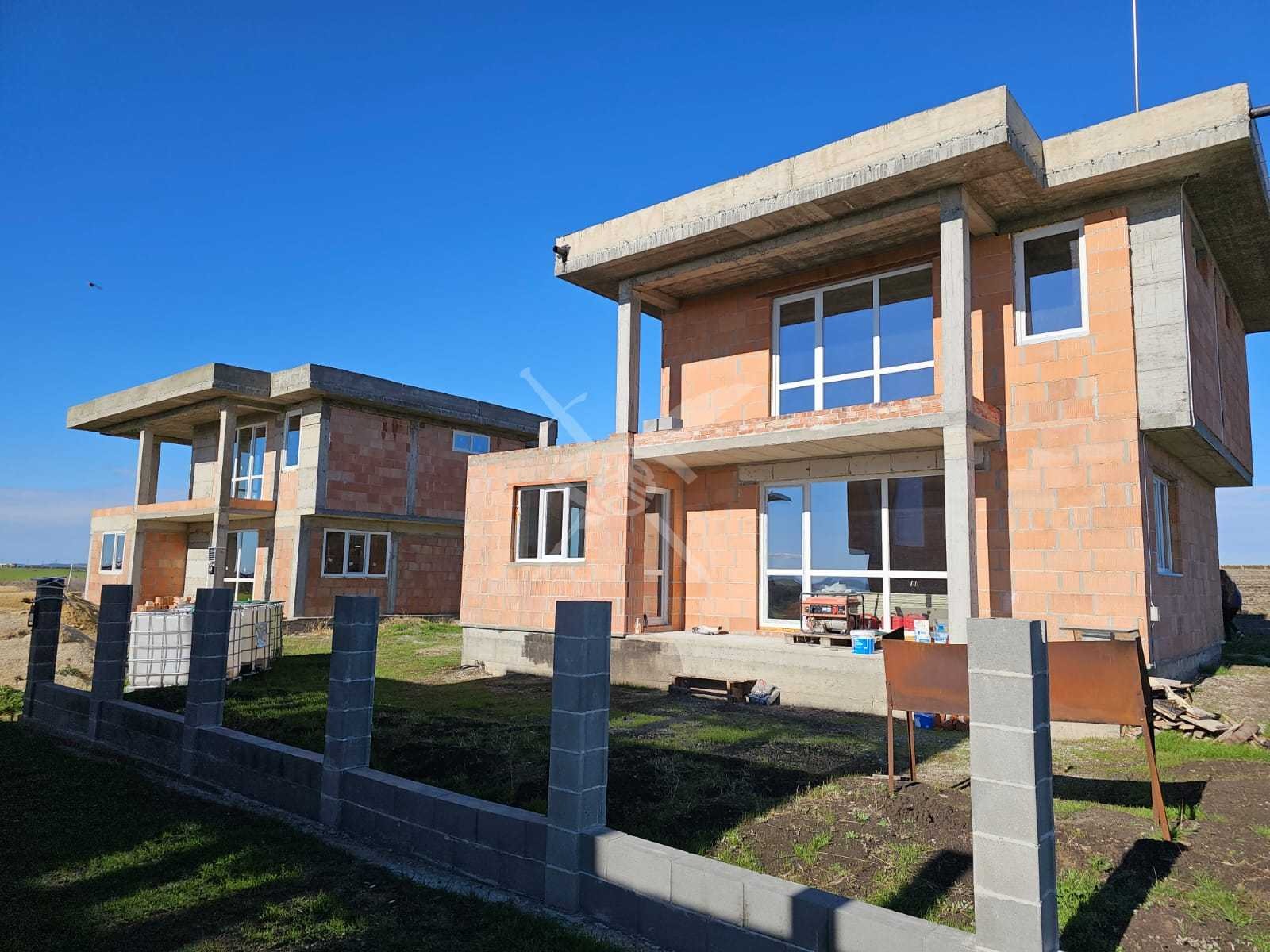 Продава КЪЩА, гр. Бургас, Сарафово, снимка 2 - Къщи - 53321081