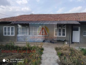 Продажба на имоти в с. Тодор Икономово, област Шумен - изображение 1 