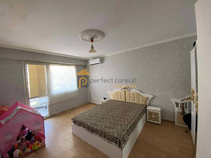 Продава  2-стаен град Пловдив , Изгрев , 65 кв.м | 55136305 - изображение [3]
