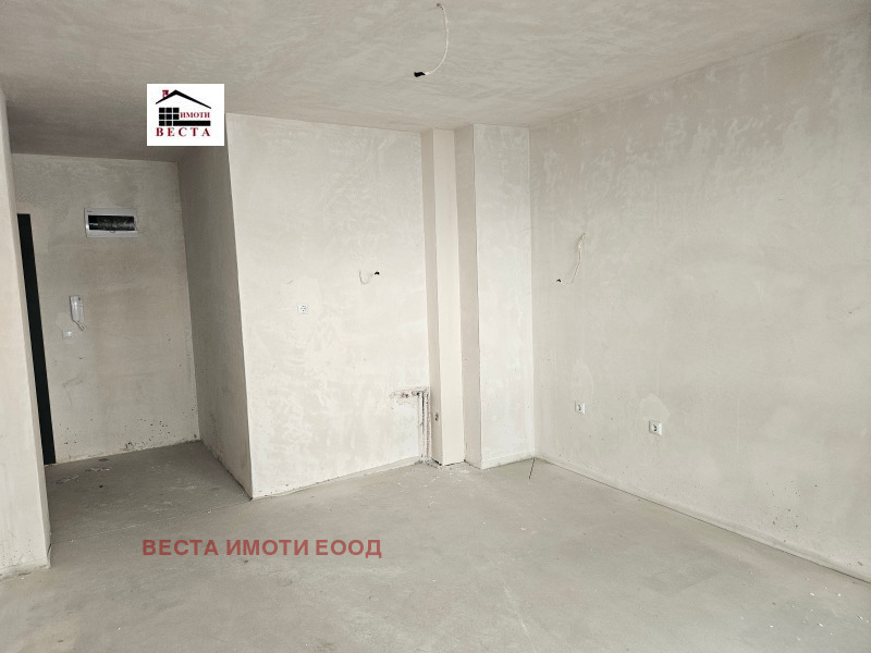 Продава  2-стаен град Варна , Победа , 63 кв.м | 77682229 - изображение [2]