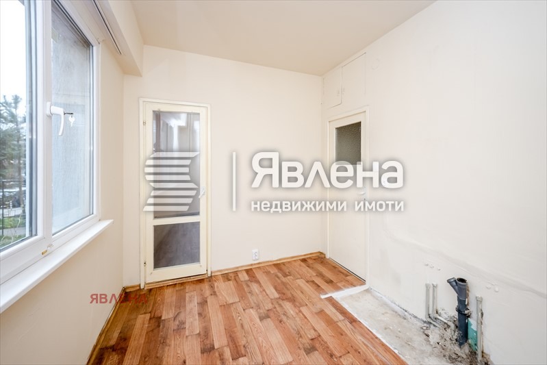 Продава 2-СТАЕН, гр. София, Света Троица, снимка 8 - Апартаменти - 54184228