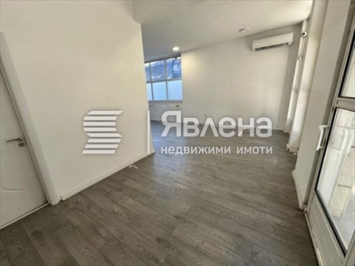 Продава ОФИС, гр. Пловдив, Център, снимка 3 - Офиси - 56277229