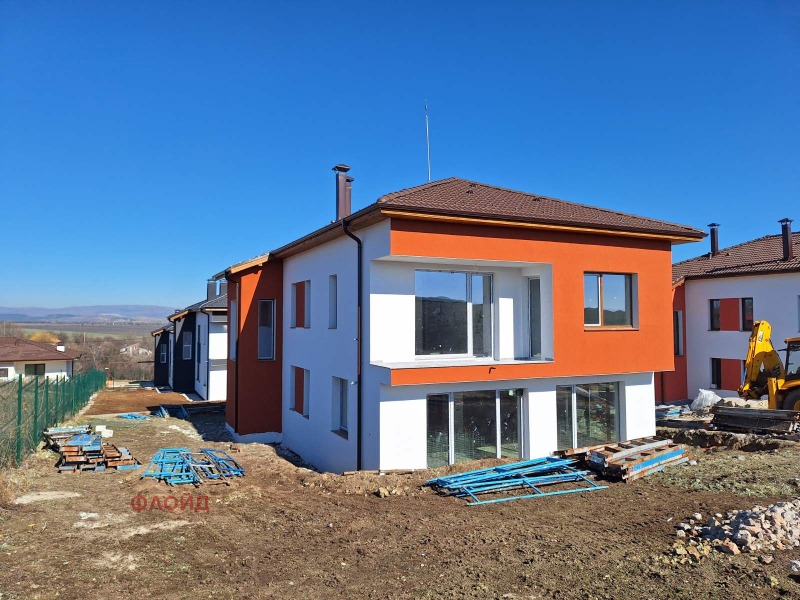 Продава  Къща град София , Център , 235 кв.м | 11064982 - изображение [2]