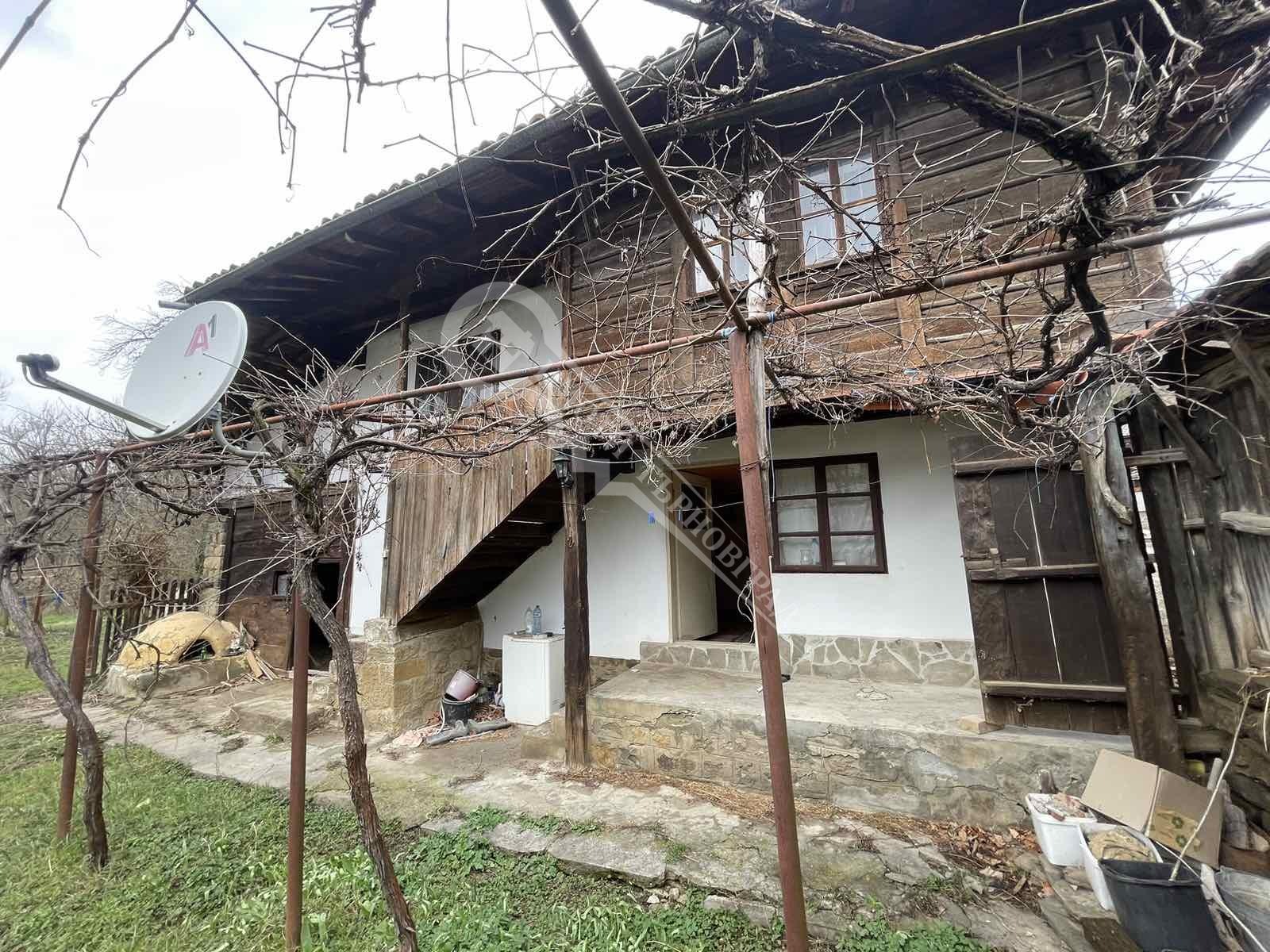 Продава КЪЩА, гр. Елена, област Велико Търново, снимка 2 - Къщи - 53606397