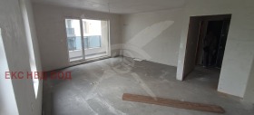 1 quarto Hristo Smirnenski, Plovdiv