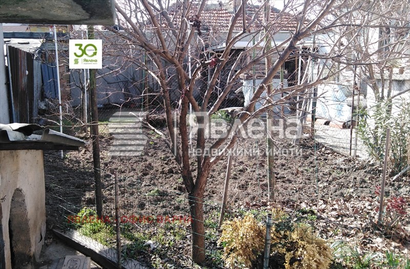 Продава КЪЩА, гр. Варна, Трошево
