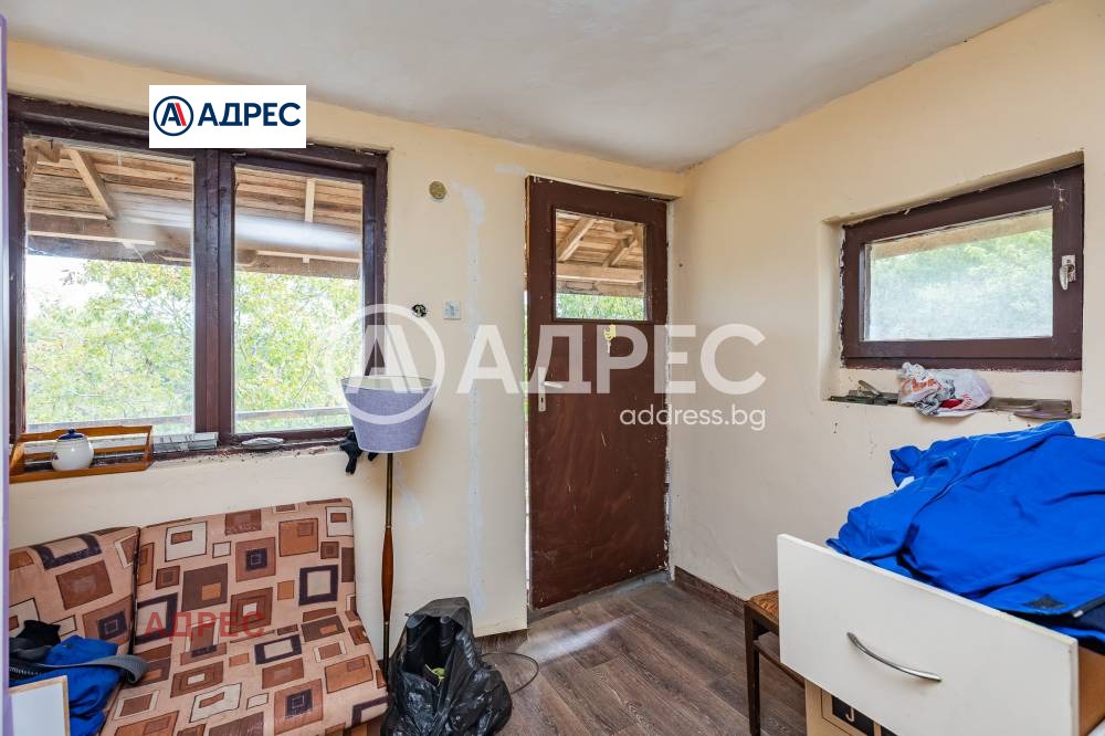 Продава КЪЩА, с. Осеново, област Варна, снимка 2 - Къщи - 47747914
