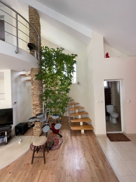 Hus Pravec, region Sofia 4