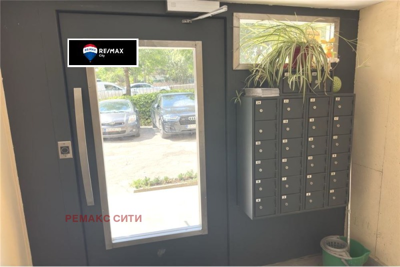 Продава  3-стаен град София , Зона Б-18 , 105 кв.м | 23722498 - изображение [15]