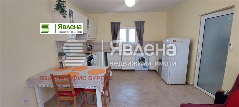 Продава КЪЩА, с. Кошарица, област Бургас, снимка 12 - Къщи - 48148426