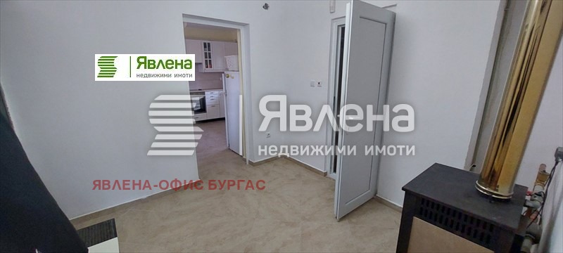 Продава КЪЩА, с. Кошарица, област Бургас, снимка 11 - Къщи - 48148426