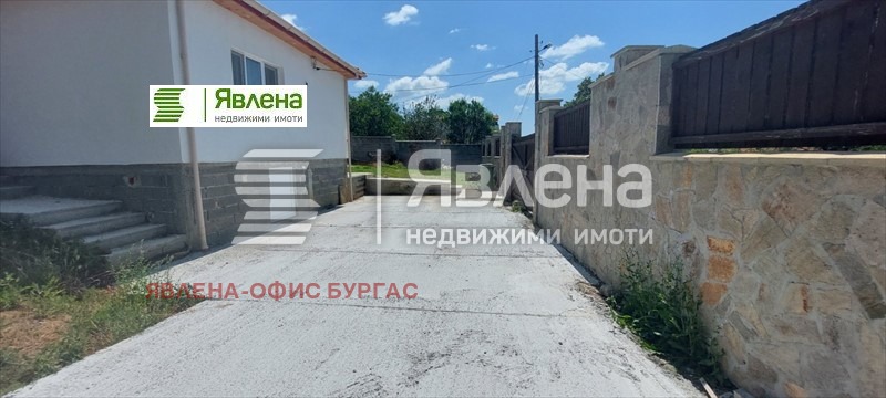 Продава КЪЩА, с. Кошарица, област Бургас, снимка 8 - Къщи - 48148426