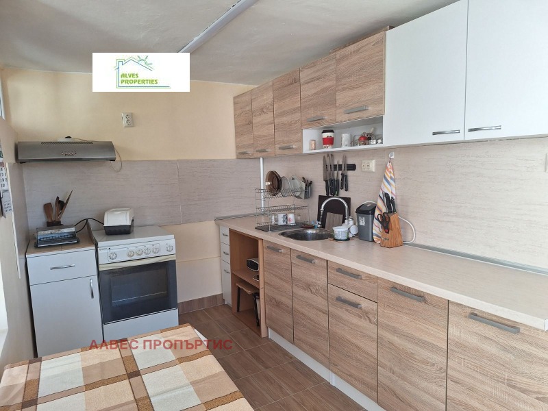 Продава КЪЩА, с. Водица, област Варна, снимка 1 - Къщи - 48399551