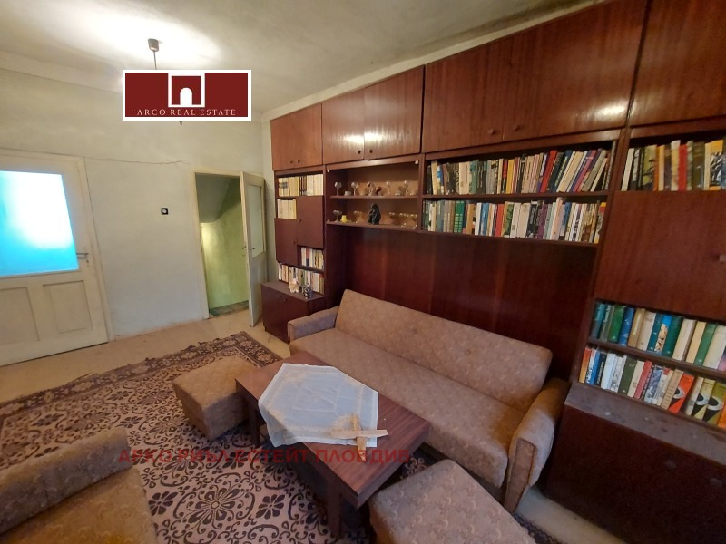 Продава КЪЩА, гр. Ракитово, област Пазарджик, снимка 12 - Къщи - 52510889