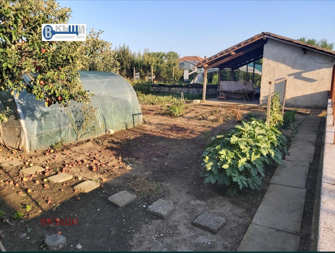 Продава КЪЩА, с. Ресен, област Велико Търново, снимка 2 - Къщи - 46471175