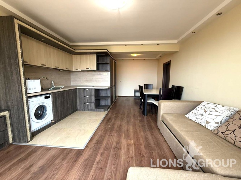 À venda  2 quartos Varna , k.k. Tchaika , 160 m² | 84800162