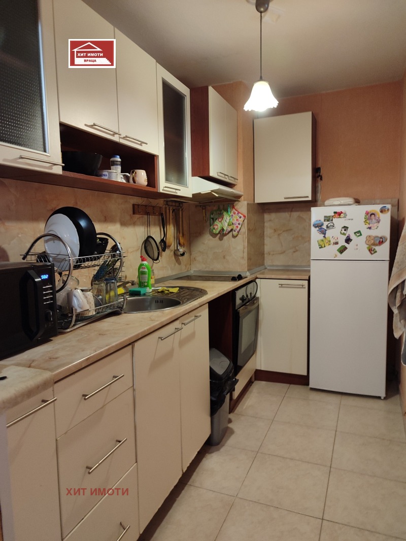 Продава 3-СТАЕН, гр. Враца, Вежен, снимка 5 - Апартаменти - 52729511