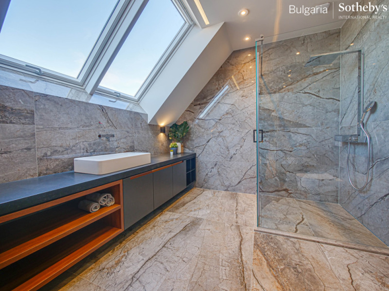 Te koop  3 slaapkamers Sofia , Iztok , 343 m² | 24011224 - afbeelding [12]