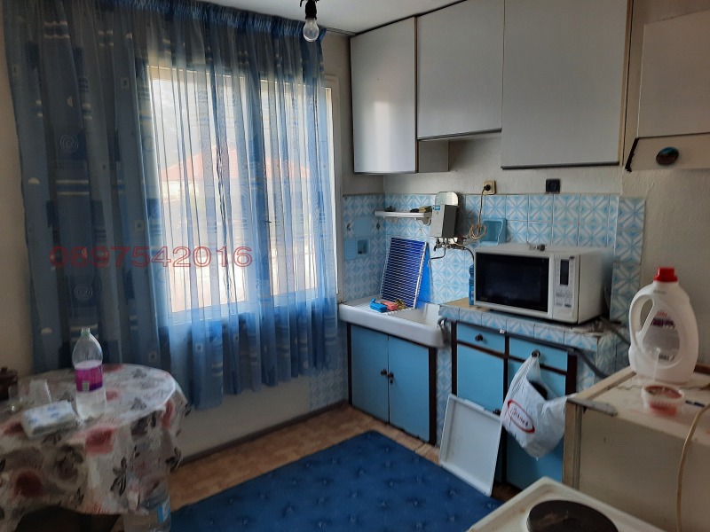 Продава КЪЩА, гр. Каспичан, област Шумен, снимка 11 - Къщи - 52783217