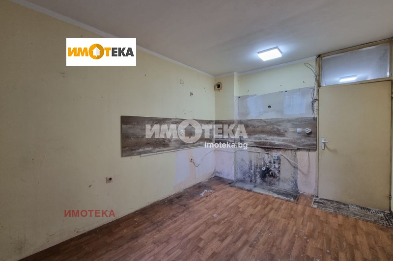 Продава 2-СТАЕН, гр. София, Красно село, снимка 2 - Aпартаменти - 46638142