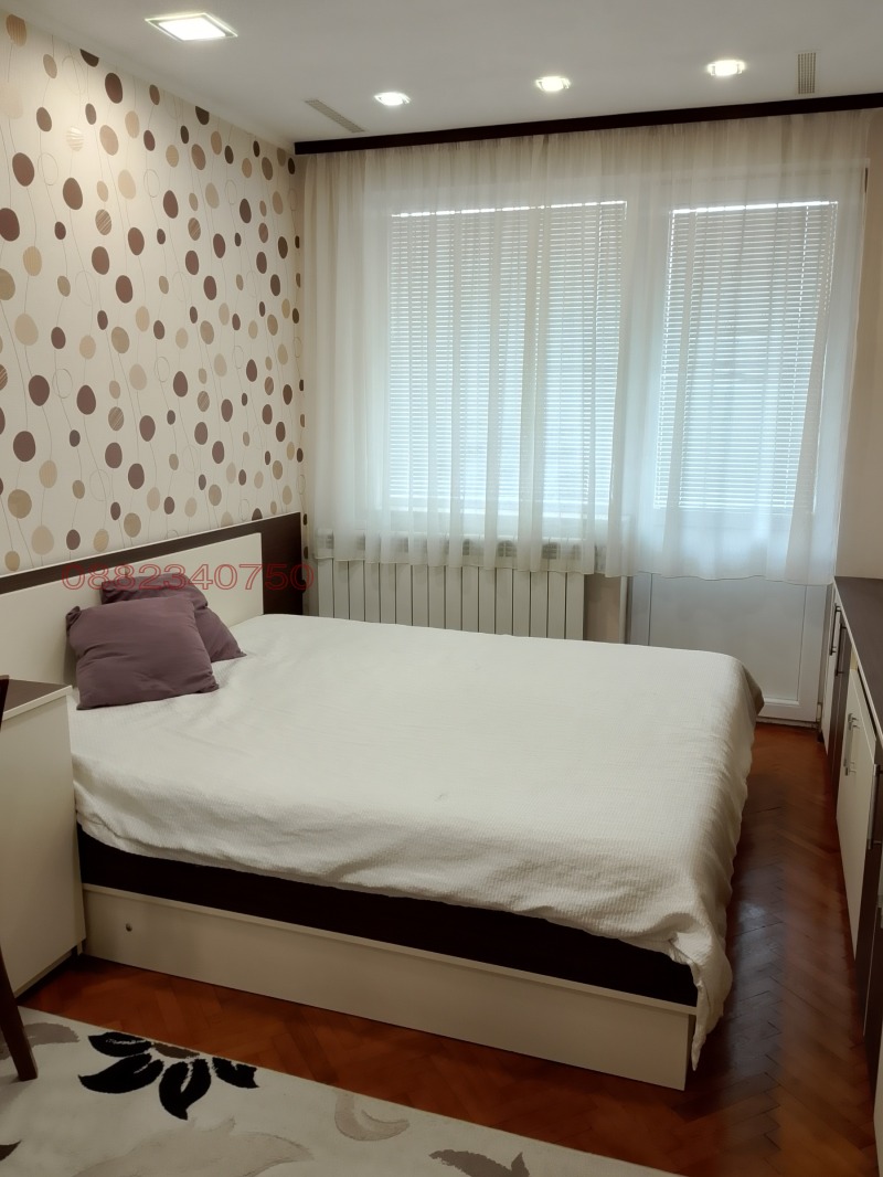 De vânzare  3 dormitoare Ciustendil , Buzludja , 107 mp | 84441506 - imagine [5]