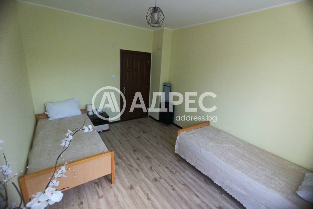 Продава МНОГОСТАЕН, гр. Разград, Център, снимка 8 - Апартаменти - 55830189