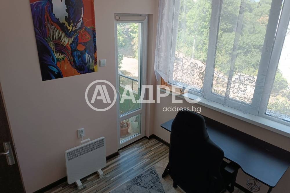 Продава МНОГОСТАЕН, гр. Разград, Център, снимка 9 - Апартаменти - 55830189
