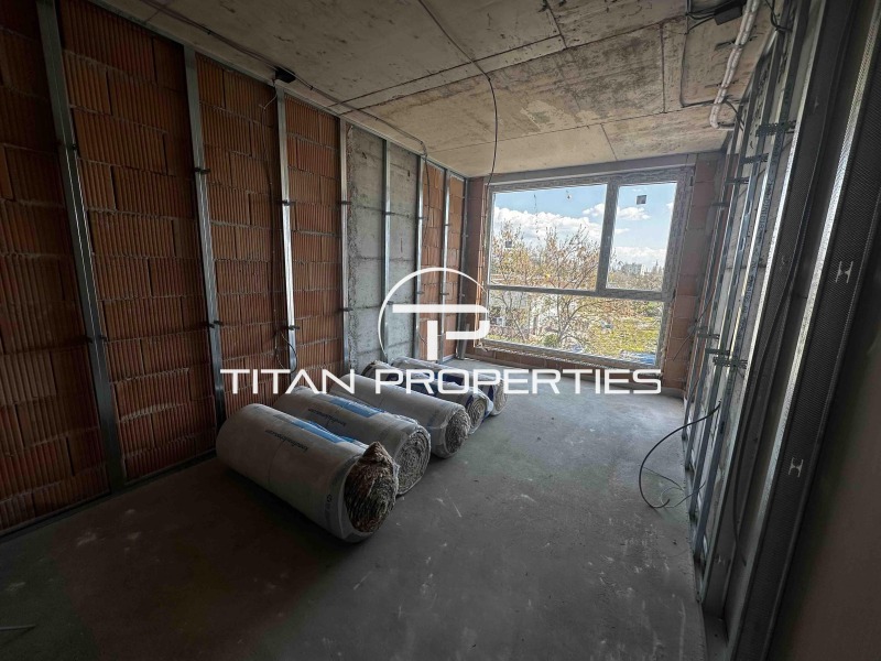 Продава МНОГОСТАЕН в град Варна, Аспарухово - 158 кв.м / 239 500 € » 468 421.29 лв., ТИТАН ПРОПЪРТИС ВАРНА