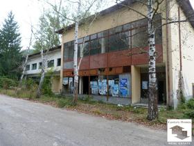 Продажба на имоти в с. Соколово, област Габрово - изображение 5 