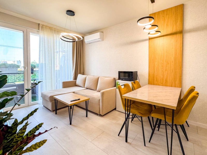 Продава  2-стаен област Бургас , к.к. Слънчев бряг , 50 кв.м | 72184548 - изображение [3]