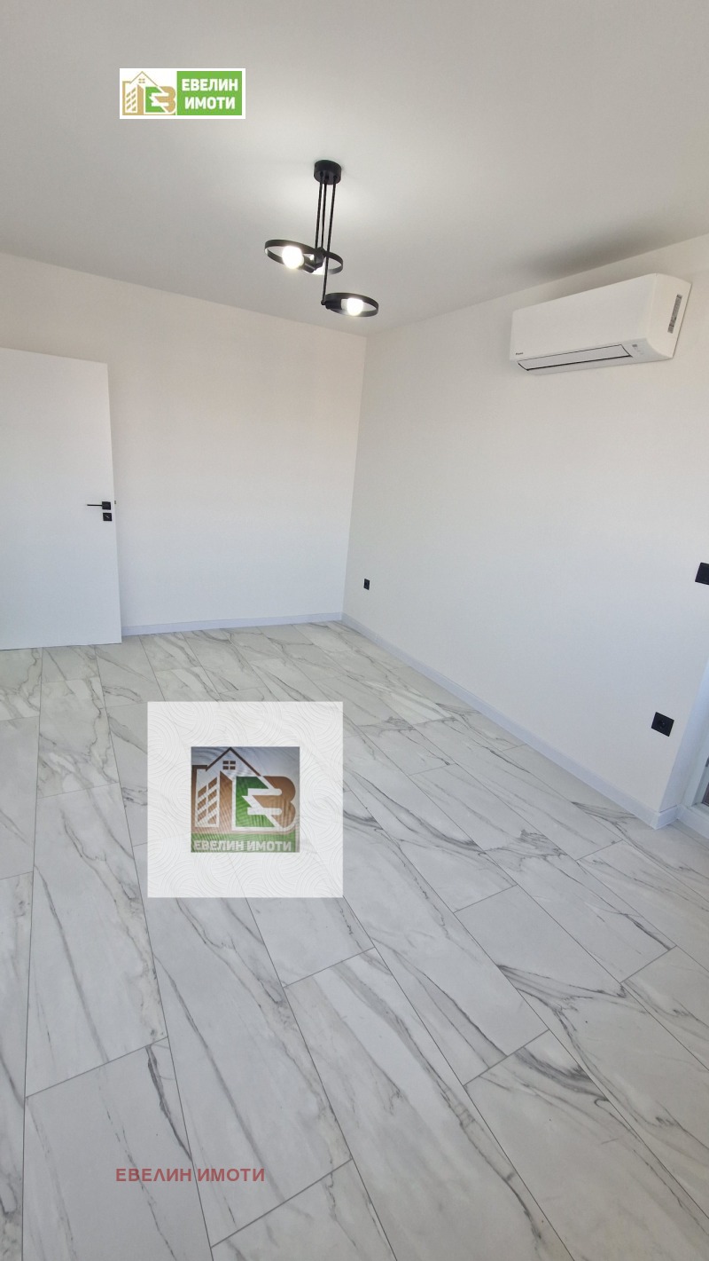 Na prodej  2 ložnice Ruse , Centar , 108 m2 | 52395496 - obraz [12]