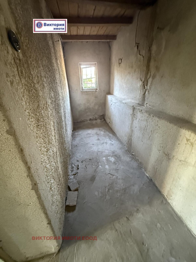 Продава КЪЩА, с. Ресен, област Велико Търново, снимка 10 - Къщи - 52162671