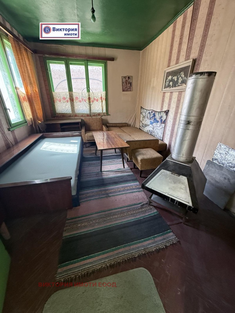 Продава КЪЩА, с. Ресен, област Велико Търново, снимка 11 - Къщи - 52162671