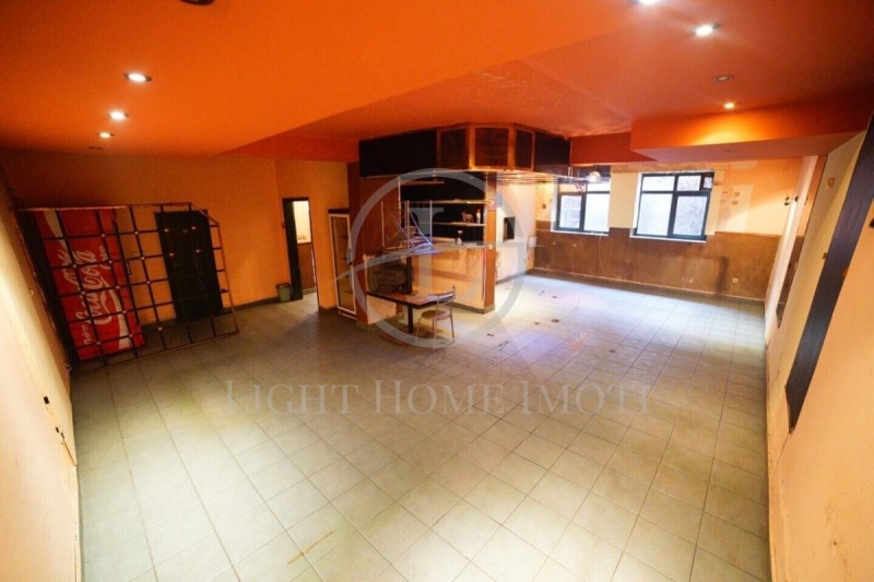 Te koop  Winkel Plovdiv , Christo Smirnenski , 92 m² | 46324788