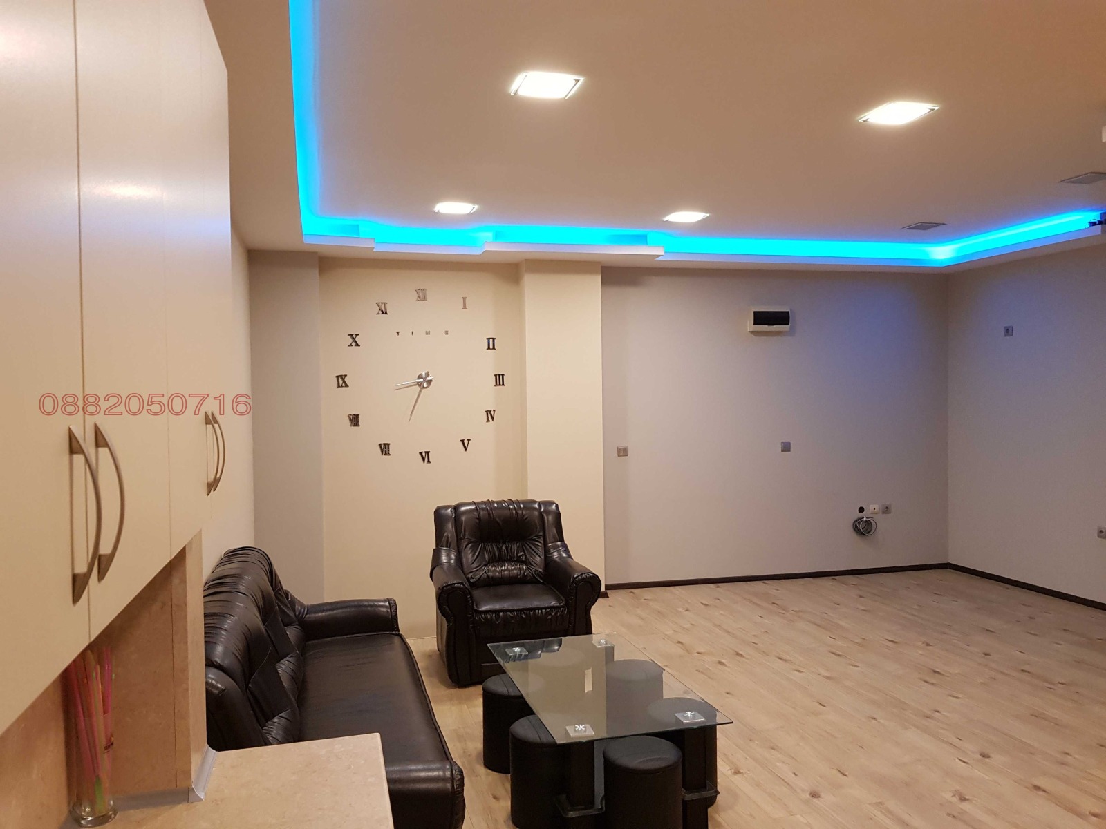 Продава  Офис град София , Витоша , 100 кв.м | 27123340