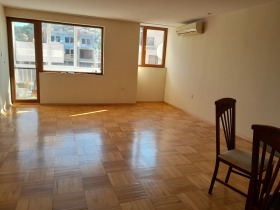 Продава 3-стаен град Пловдив Център - [1] 