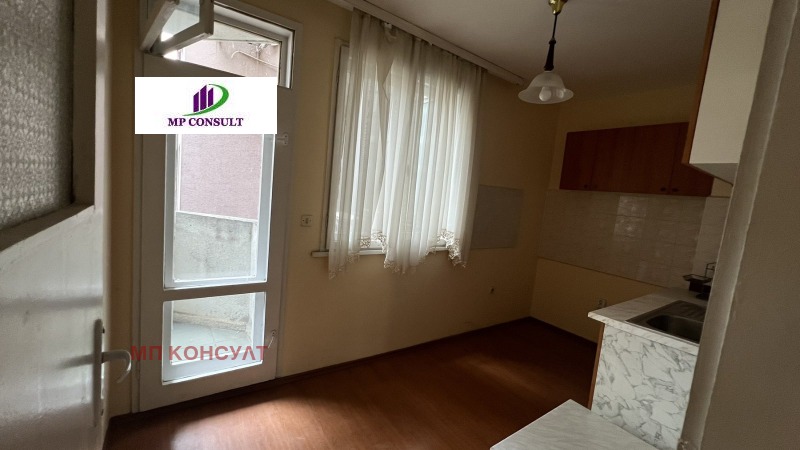 Продава 2-СТАЕН, гр. Варна, Център, снимка 3 - Aпартаменти - 47221230