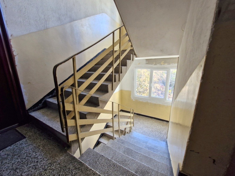 Продава 2-СТАЕН, гр. София, Толстой, снимка 11 - Апартаменти - 52303021