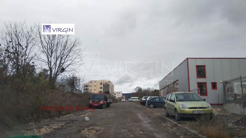 Продава  Парцел град Варна , Западна промишлена зона , 4350 кв.м | 26715511 - изображение [3]
