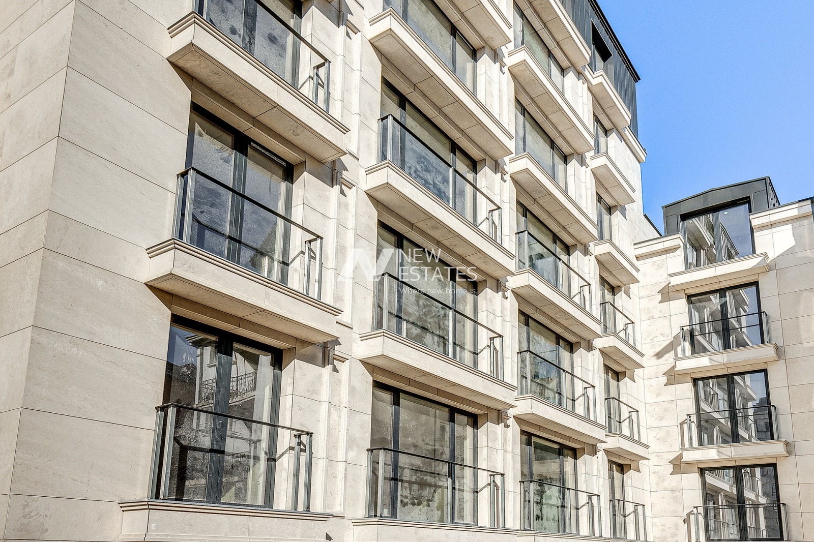 Продава 3-СТАЕН, гр. София, Център, снимка 2 - Апартаменти - 55217911