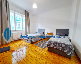 2 bedroom Tsentar, Sofia 1