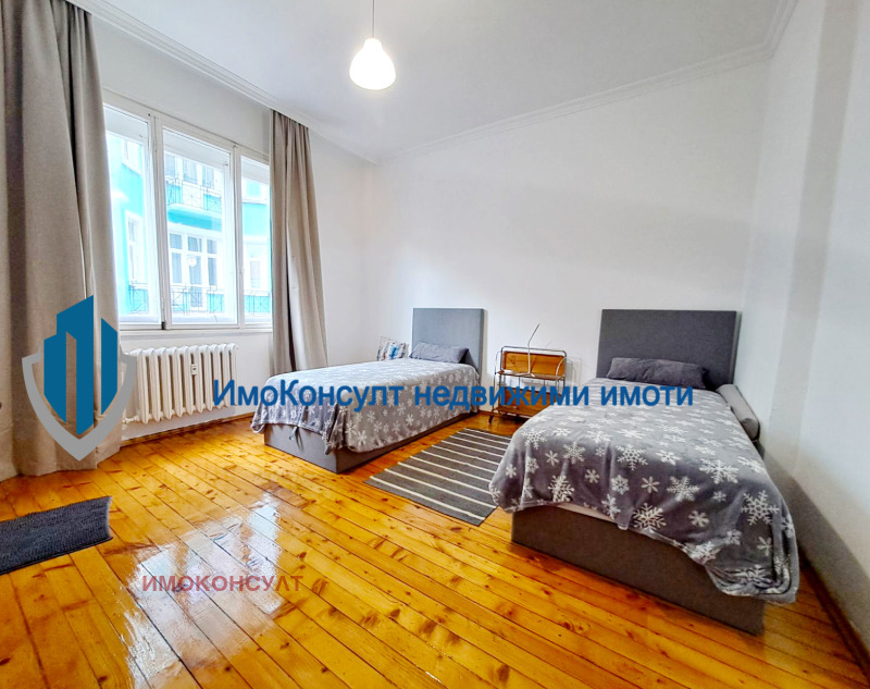 De vânzare  2 dormitoare Sofia , Țentâr , 100 mp | 73143746