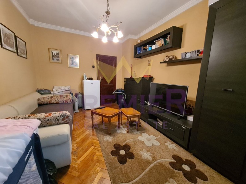 Продава  4-стаен град Варна , Централна поща , 110 кв.м | 39695970 - изображение [2]