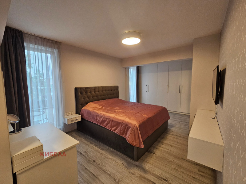 Продава  4-стаен град Плевен , Идеален център , 135 кв.м | 82539140 - изображение [13]