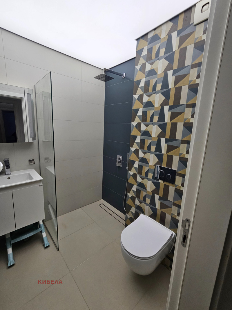 Продава  4-стаен град Плевен , Идеален център , 135 кв.м | 82539140 - изображение [11]